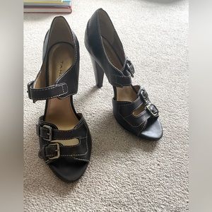 Tahari “Darryl” dark brown high heel sandals women’s size 6.5